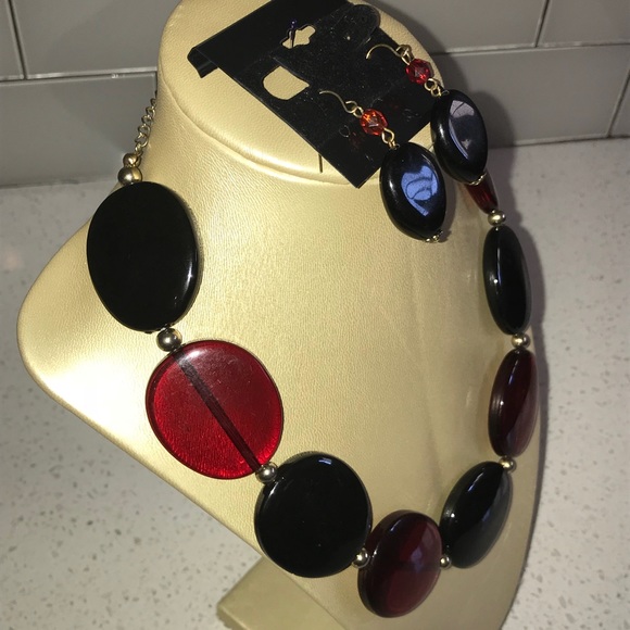 Red & Black Fashion Necklace Earrings - Picture 5 of 5